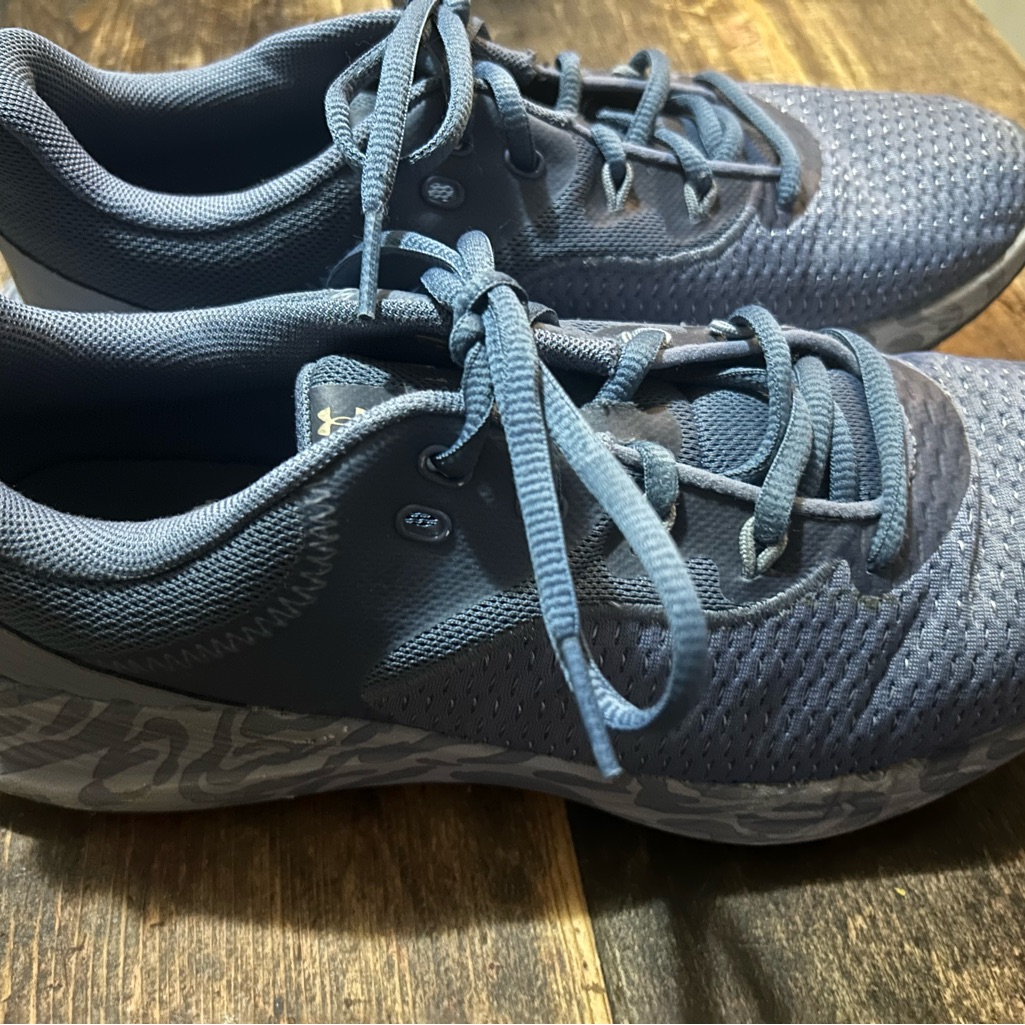 Under Armour Charged Breathe Trainers Blue Womens Size 9.5 Us